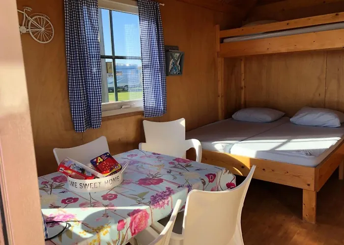 Сasa de vacaciones Boerencamping Duinzoomhoeve - Hooiberghut Altena