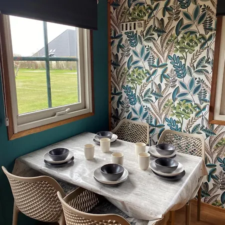 度假居 Boerencamping Duinzoomhoeve - Hooiberghut Altena